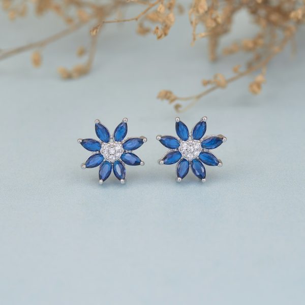 Stud Earrings in 14 Karat White Gold, Natural Gemstone Classic Solitaire