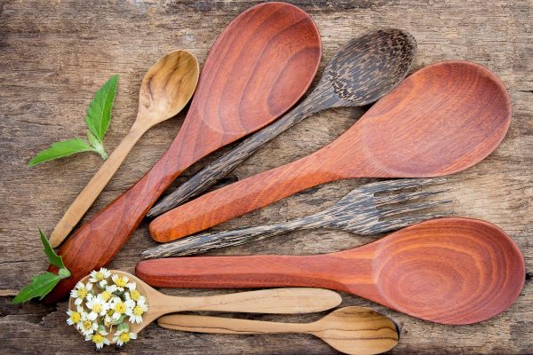 Wooden Spoons, 6 Pieces 9 Inch Wood Soup Spoons for Eating Mixing Stirring, Long Handle Spoon