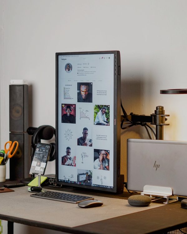 AOC 27 inch 4K HD IPS office computer monitor