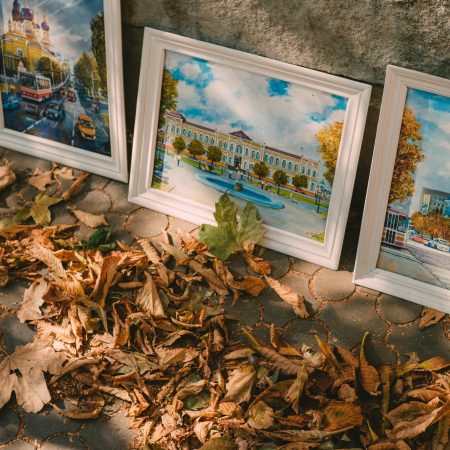 Light Luxury and Cold Scenery Oil Painting