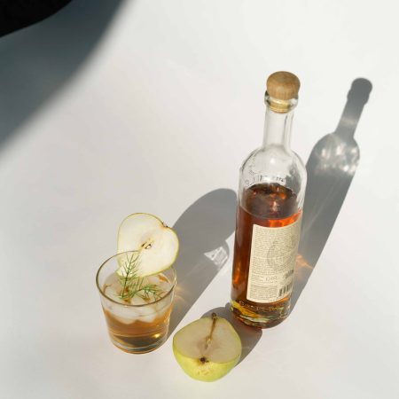 Holland House Organics Garlic Flavored Red Wine Vinegar